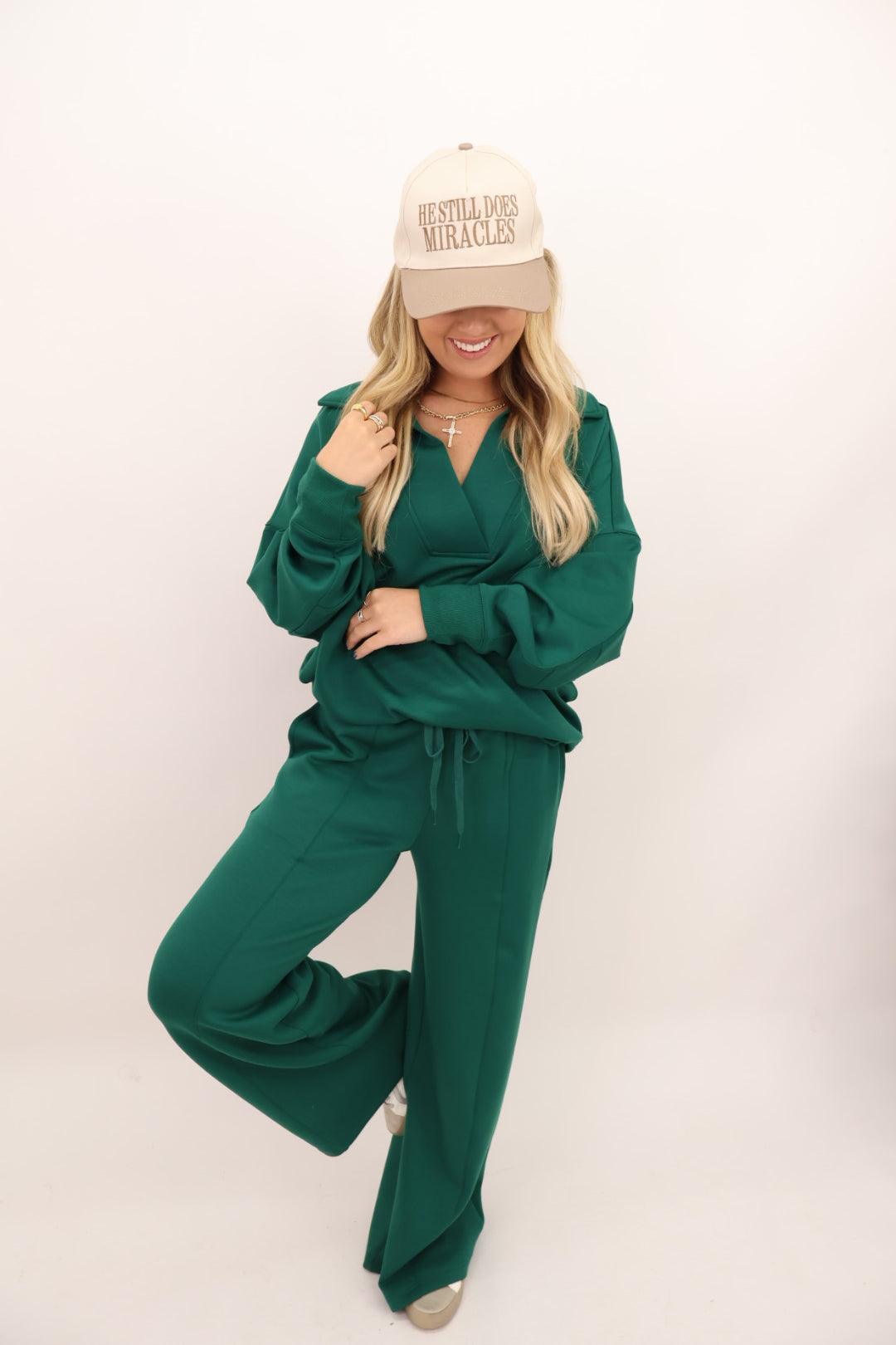 Scuba V-Neck Pullover and Pants Set - Hunter Green