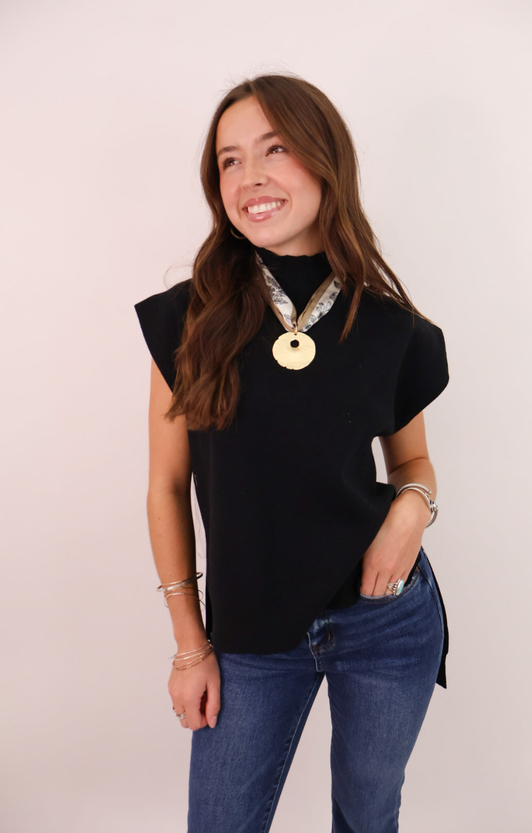 Sporty Quarter-Zip Puff Sleeve Top - Black