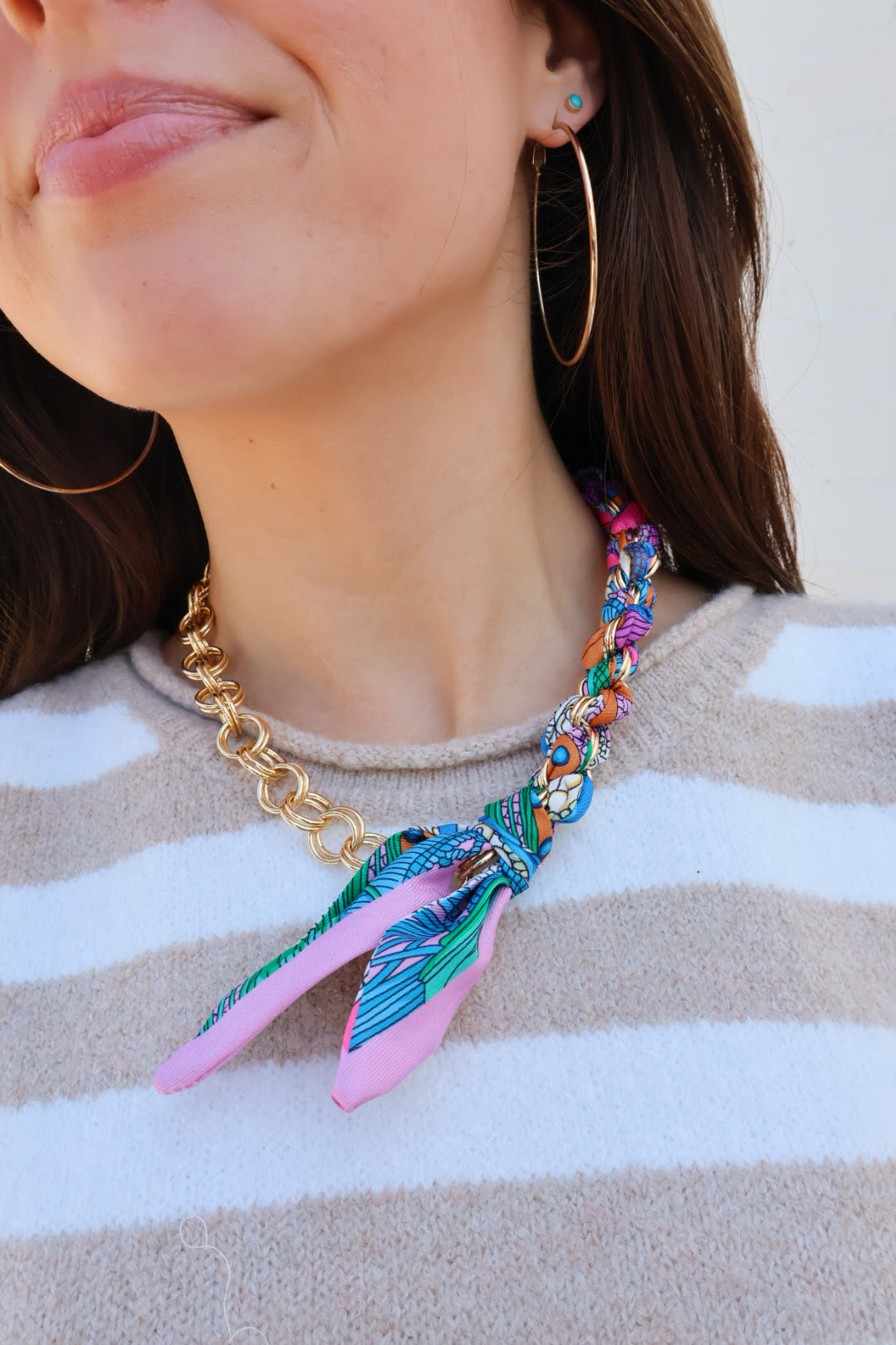Chic Chain Scarf Necklace – Multi Print