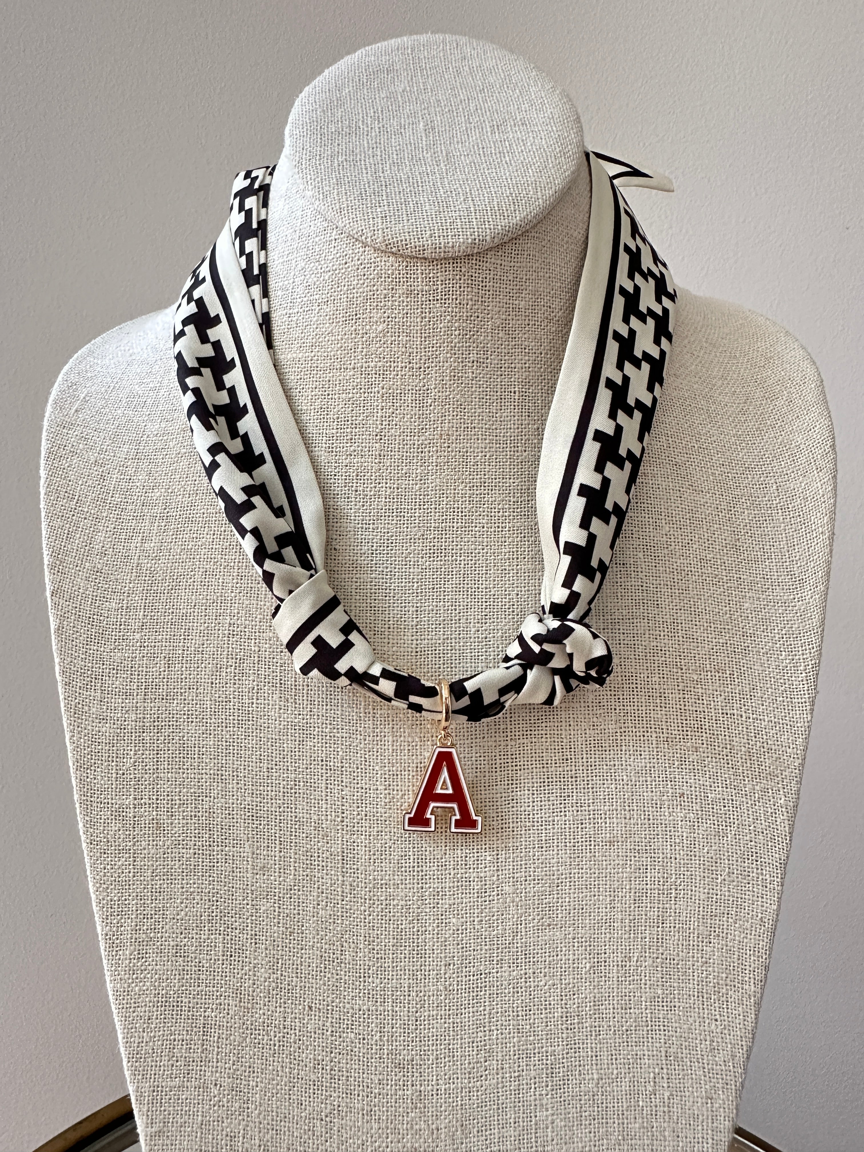 Gameday Scarf Necklace - Houndstooth with A Medallion