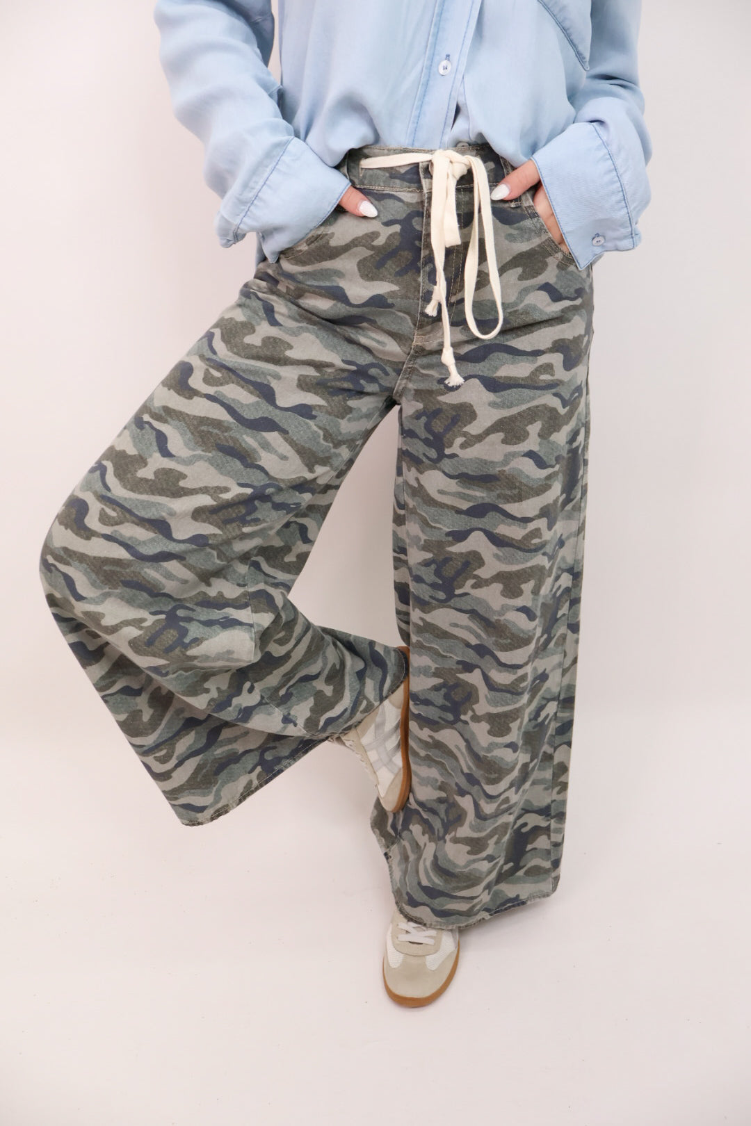 Wide Leg Lightweight Camo Pants
