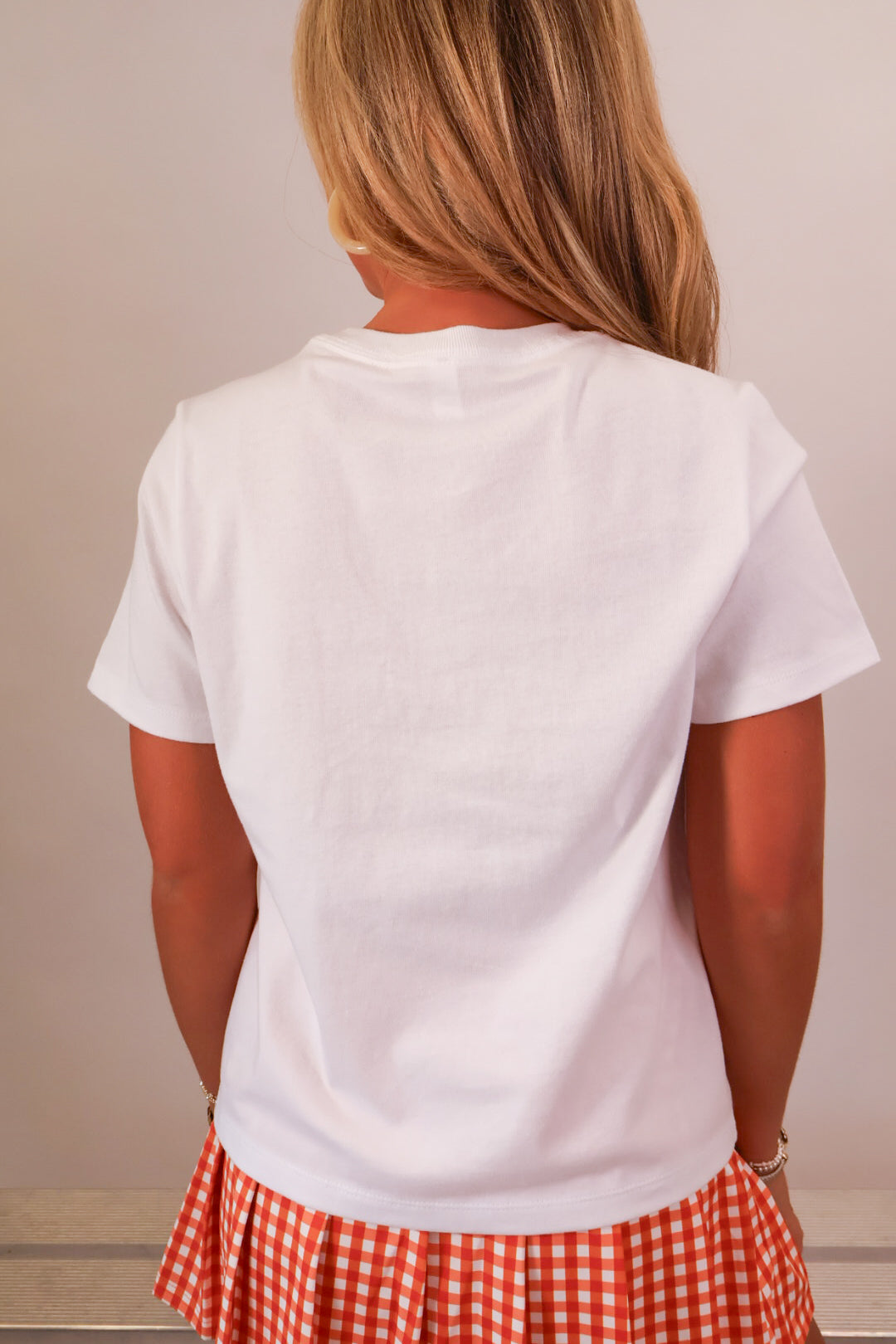 White Auburn arched graphic crop tee with War Eagle pennant and checkered star — view 6