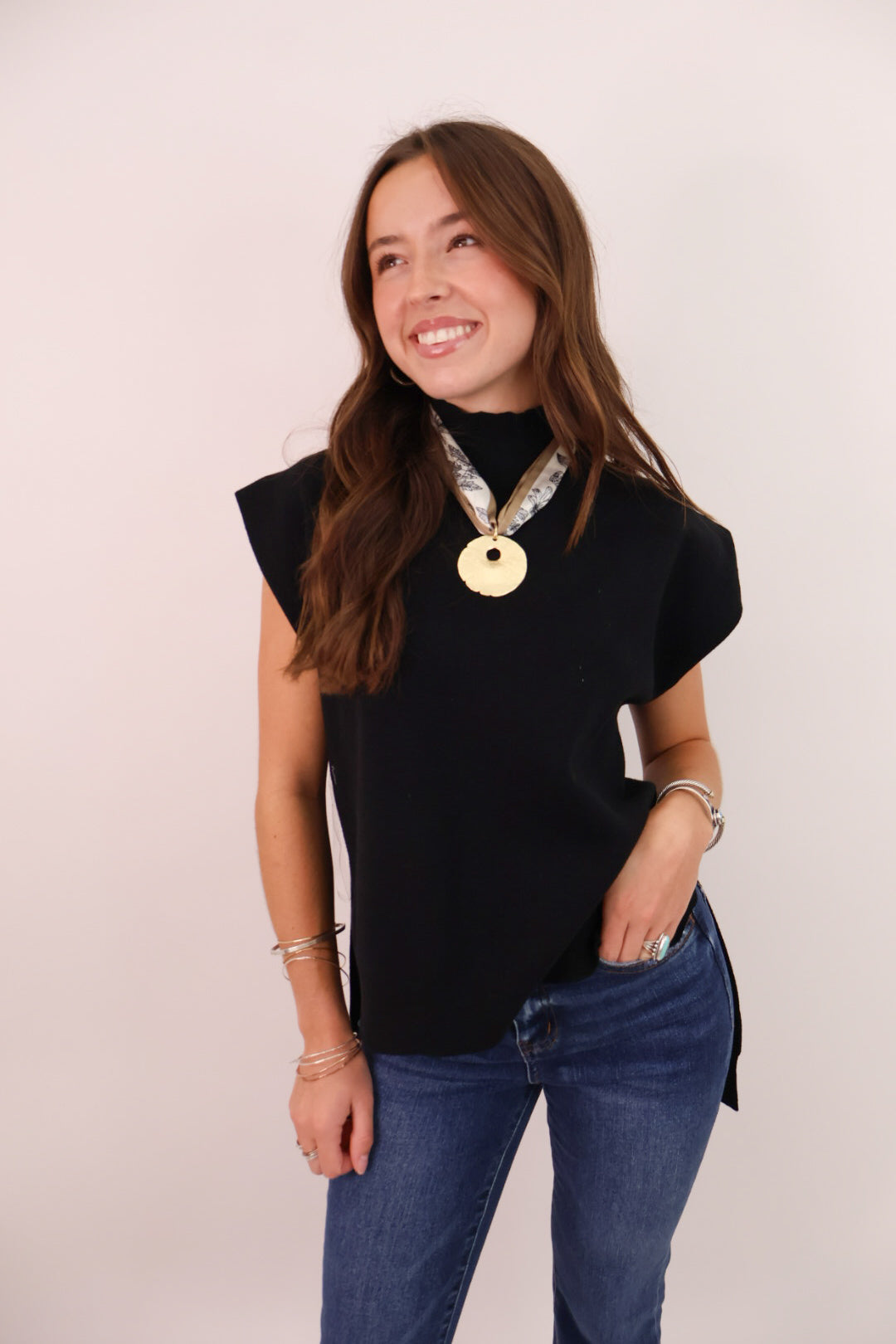 Sporty Quarter-Zip Puff Sleeve Top - Black