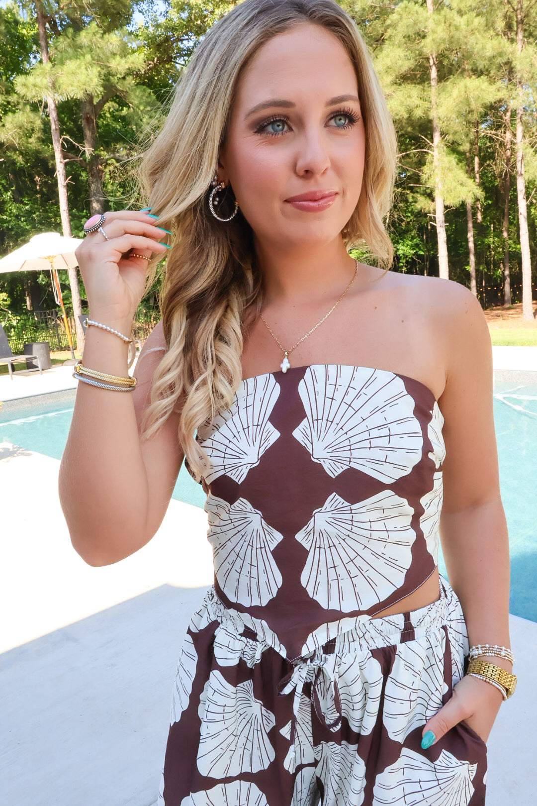 Seashell Scarf Top in Brown