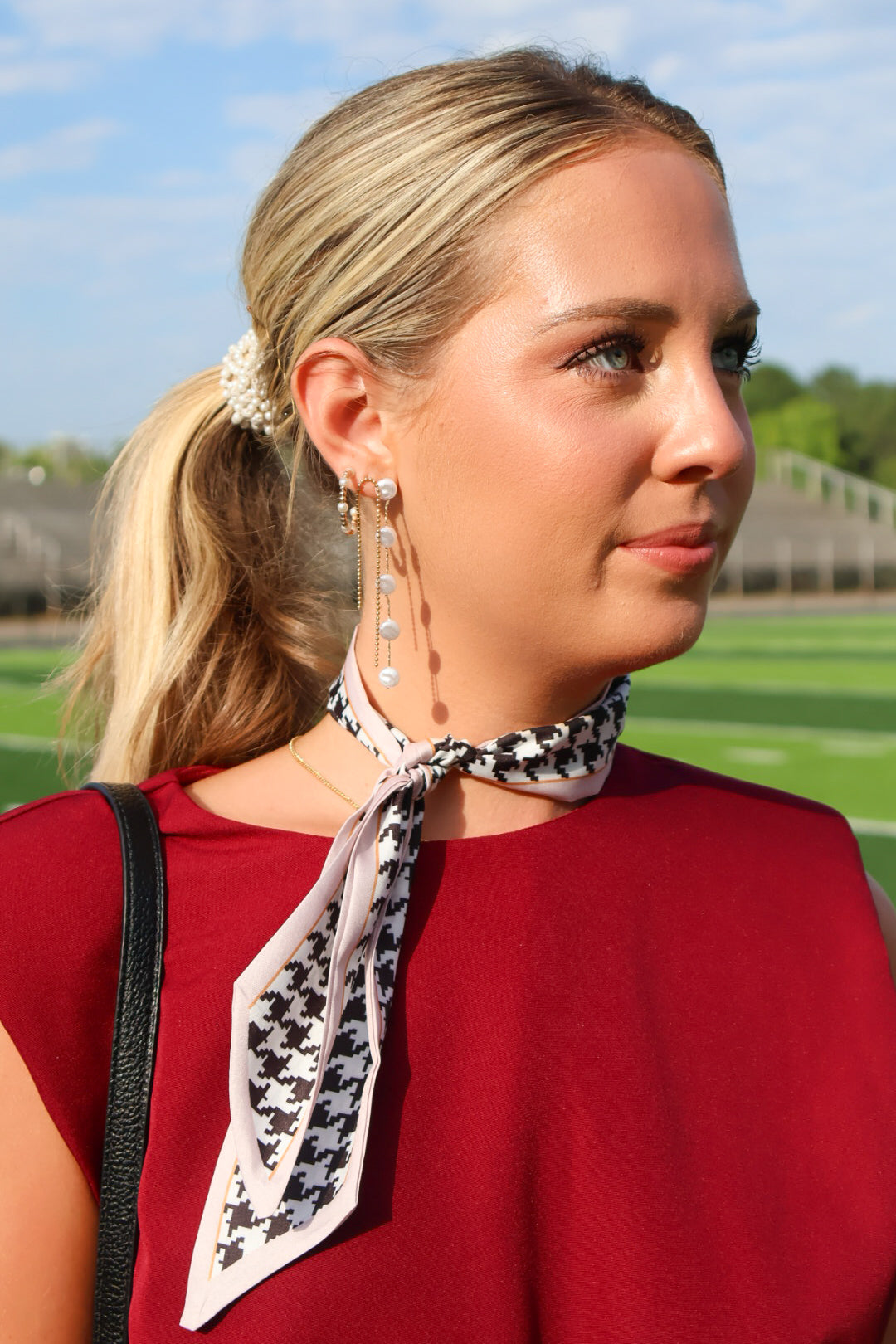 Gameday Neck Scarf - Houndstooth