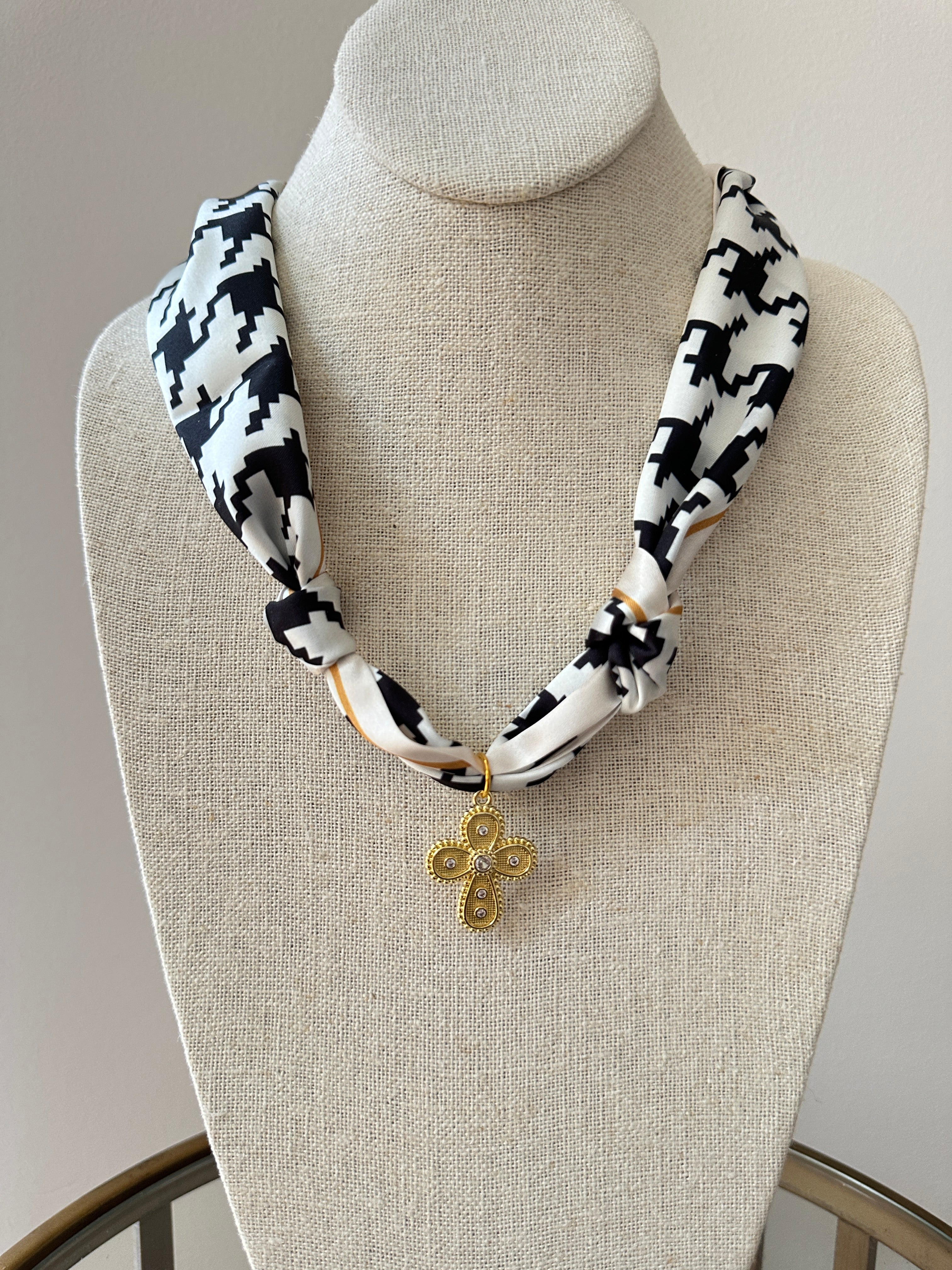 Houndstooth Scarf Necklace - Cross Pendant