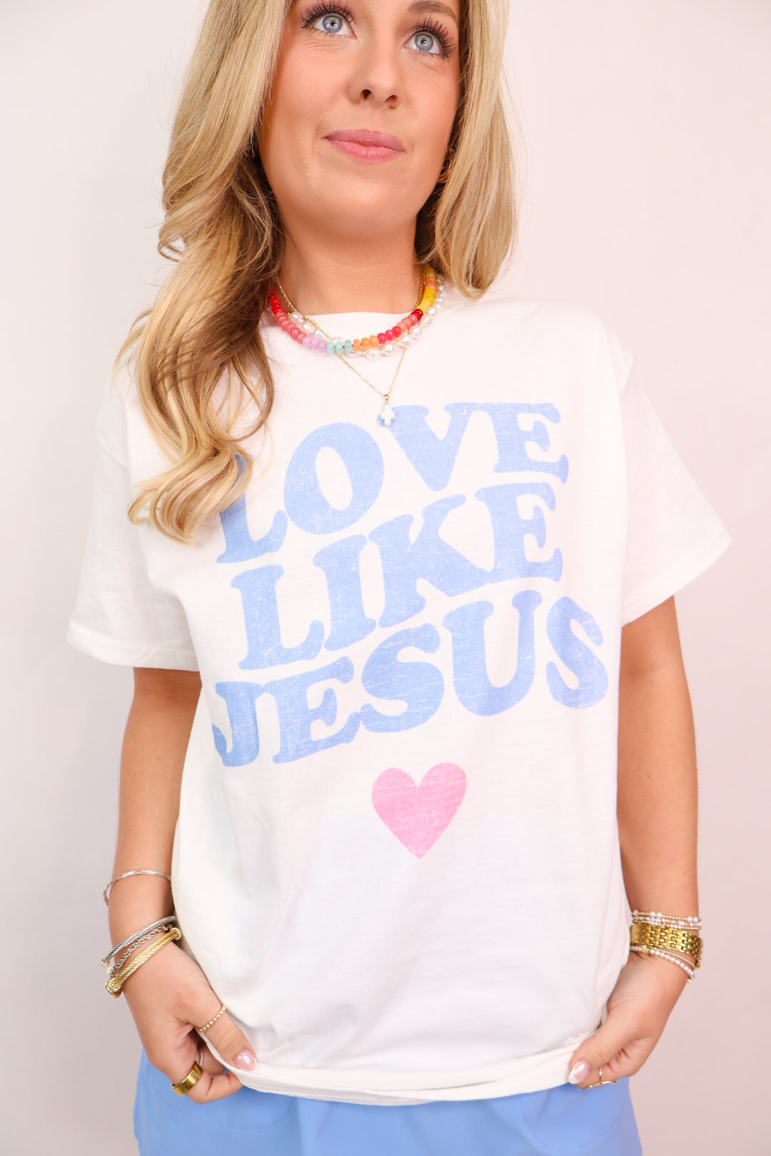 Love Like Jesus Graphic Tee