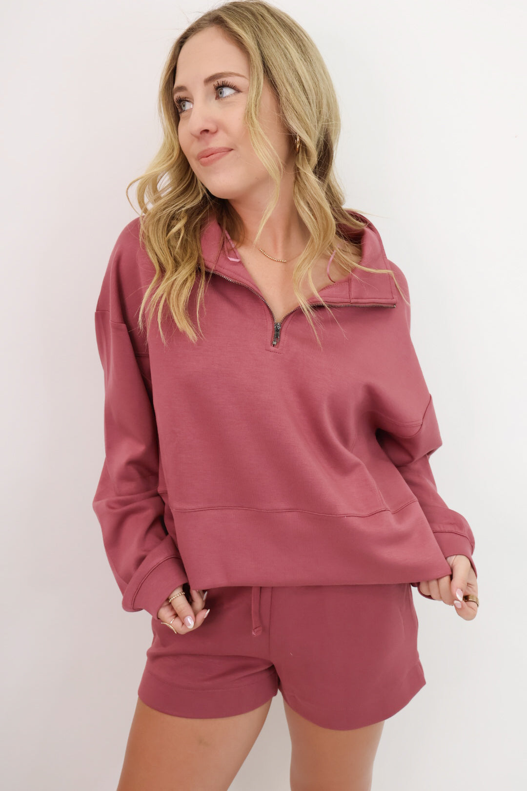 春夏新作モデル Quarter Zip Pullover and Shorts Set - Red Bean – Moda Boutique トップス