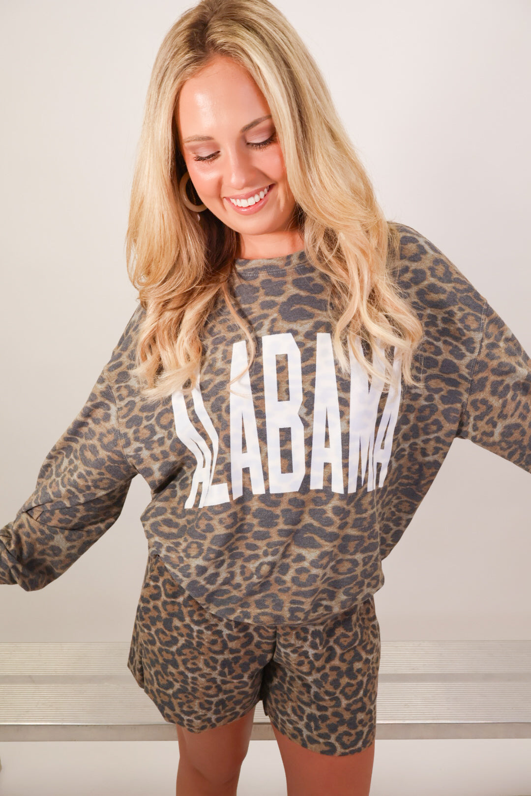 Leopard print Alabama pullover and shorts set — view 2
