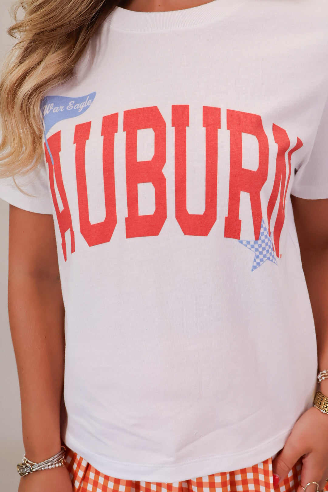 White Auburn arched graphic crop tee with War Eagle pennant and checkered star — view 3